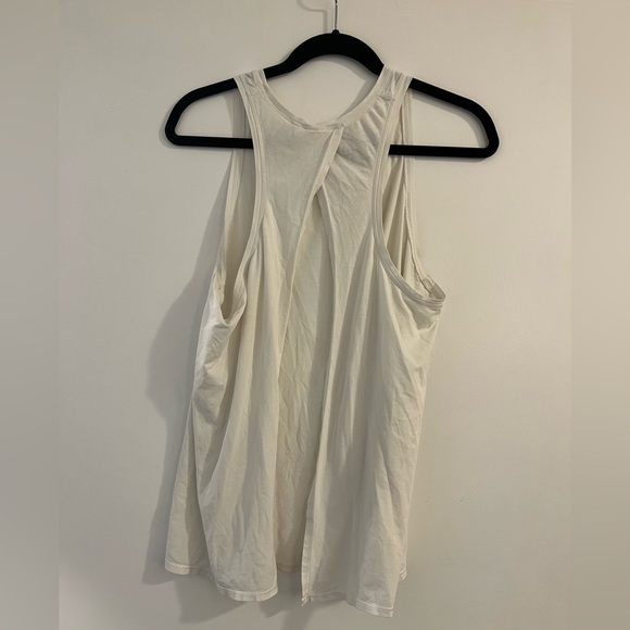 Lululemon tank - Picture 2 of 3